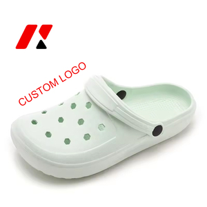 Sabots unisexes sabots sandales femmes chaussures de jardin injectées <span class=keywords><strong>à</strong></span> bride arrière chaussures sabots EVA respirantes pour adultes - Product Image 1