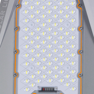 Lampadaire Solaire Tropical 100W à Panneau Mono Séparé avec Dissipation Thermique en Aluminium pour Régions à Haute Température - Product Image 4