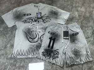 เสื้อยืดสต็อกเฮลล์สตาร์ ชุดเซ็ตโอเวอร์ไซส์ สไตล์ฮิปฮอป สตรีทแวร์ ดีไซน์วินเทจ ผ้าฝ้ายฟอกสี เสื้อยืดแขนสั้น ชุดเซ็ตเสื้อยืดผู้ชาย - Product Image 5