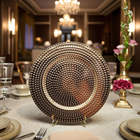Assiette de présentation ronde en PP de 13 pouces, style classique, dorée galvanisée de luxe, faite à la main, pour événements festifs et mariages, personnalisable en gros