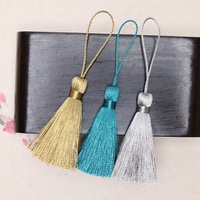 Pompons décoratifs en polyester métallisé de 9,5 cm, mini pendentifs suspendus, pour boîtes cadeaux, porte-clés, plusieurs couleurs, résistants aux plis