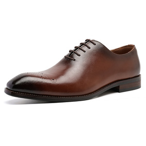 Zapatos de negocios de piel de becerro genuina de alta gama y a la moda para hombre, lujosos zapatos Oxford. - Product Image 4