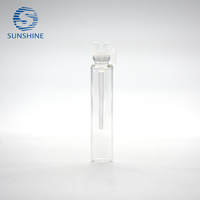Bouteille de parfum en verre de taille 10*46mm avec pulvérisateur à pompe diffuse