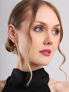 Pendientes de Aro Solares con Citrino Natural en Bruto, Diseño Orgánico de Lujo, Joyería Elegante Hecha a Mano para Mujer, Regalo - Product Image 2