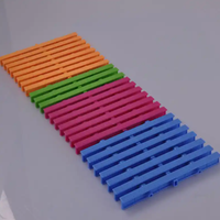 Profilé d'extrusion en plastique PVC ABS PP écologique personnalisé pour grille de piscine et applications en supermarché