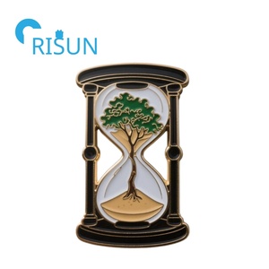 Usine Unique Sandy Clock Sandtimer Quicksand Time Turner Émail Épinglette Broche Bijoux Personnalisé Dessin Animé Sablier Pin Badge - Product Image 5