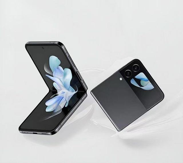 Original 5G Flip 4 Smartphone 128GB Global Version Supports 4G/5G LTE Foldable AMOLED 120Hz Display French Battery 3500-3999mAh
