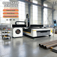 Machine de découpe laser à fibre CNC refroidie par eau haute précision pour tôles et tubes métalliques, vitesse de 70 m/min pour le traitement des garde-corps d'escalier