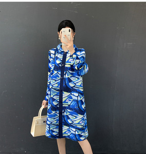 Chemise plissée Miyake à col et manches longues, coupe ample et décontractée, imprimée, style occidental, pour femme, vente en gros en ligne, collection PY 2026 - Product Image 4