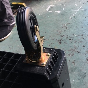 Contenedor Logístico Plegable Tipo 1210 XDP-1210KM para Uso con Montacargas, con Entrada de 4 Vías y Capacidad de Carga Dinámica de 2.0T - Product Image 4