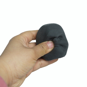 Balle anti-stress à presser en forme de visage humain, design japonais - Product Image 4