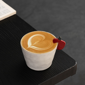 Juego de Taza y Platillo de Café Espresso Japonés 2025, Elegante, Hecho a Mano, Estilo Japandi, Blanco, Ecológico, para Regalo - Product Image 2