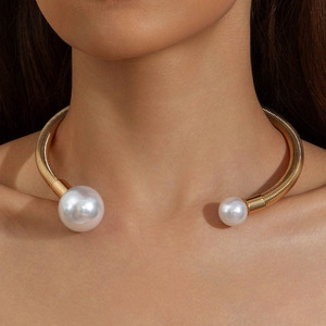 Conjunto de Joyería Vintage de Compromiso, Estilo <span class=keywords><strong>Barroco</strong></span>, Aleación con Imitación de Perlas, Collar y Pulsera con Diseño de Flor Chapado en Oro de 18K para Mujer - Product Image 6