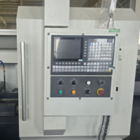 Torno CNC Horizontal de 2 Ejes CK6180 de Alta Rigidez con Guías Endurecidas, Flanqueado de Eje Reforzado para Trabajo Pesado, Pedidos de Gran Volumen