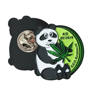 Chine Top 1 Usine Artigifts Sans Minimum Artisanat Personnalisé Imprimé Vêtements En <span class=keywords><strong>Bois</strong></span> Gravé au Laser Badge Épinglette En <span class=keywords><strong>Bois</strong></span> En Relief Broches - Product Image 6