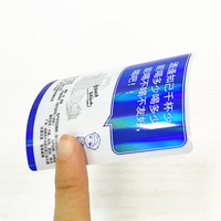 Etiquetas Adhesivas Reflectantes Impermeables de Vinilo Personalizadas con Impresión a Doble Cara para Empaques de Cerveza