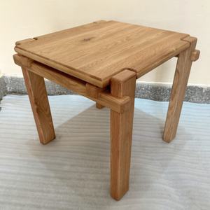 Mesa de Restaurante Cuadrada de Madera de Roble Vintage con Cuatro Patas, Mesas Auxiliares de Madera - Product Image 1