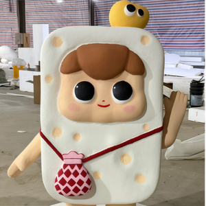 Statue Giganti Colorate in Resina 3D di Hello Kitty e Bambole, Ornamenti Paesaggistici per Parchi Divertimento e Esposizioni in Piazza - Product Image 4