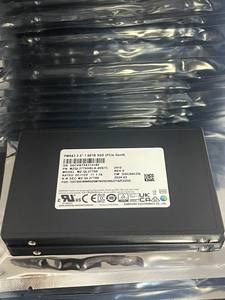 오리지널 PM9A3 7.68TB U.2 NVMe PCIe Gen4 SSD MZ-QL27T60 엔터프라이즈 서버 솔리드 스테이트 드라이브 2.5인치 데이터 센터 스토리지 SSD - Product Image 3