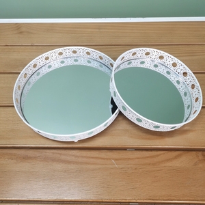 Plateau de service et de rangement pour bijoux en métal blanc de luxe, personnalisé, écologique et réutilisable, pour la décoration intérieure et l'utilisation sur le bureau de salon - Product Image 2