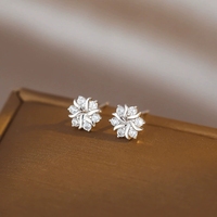 FY-ED115 S925 Sterling Silber Blumen-Ohrringe Trendige Ohrloch-Ohrringe für Frauen Hochwertiger Ohrschmuck Großhandel Fabrik