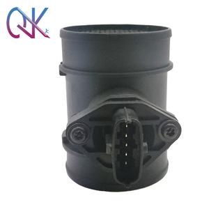 เซ็นเซอร์วัดปริมาณอากาศแบบ Mass Air Flow Meter (MAF) ขนาดเส้นผ่านศูนย์กลางภายใน 70 มม. 12V สำหรับ Alfa Romeo Fiat Lancia เกียร์อัตโนมัติ - Product Image 1