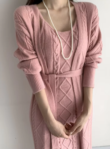 Ensemble décontracté 2 pièces pour <span class=keywords><strong>femme</strong></span> : <span class=keywords><strong>Gilet</strong></span> <span class=keywords><strong>en</strong></span> maille et robe longue sans manches avec logo frontal – Idéal printemps, automne, hiver - Product Image 6