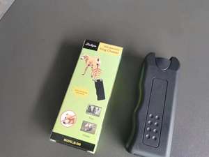 Dispositivo ultrasónico de entrenamiento repelente de mascotas para perros Control de ladridos agresivo con 4 niveles ajustables - Product Image 5