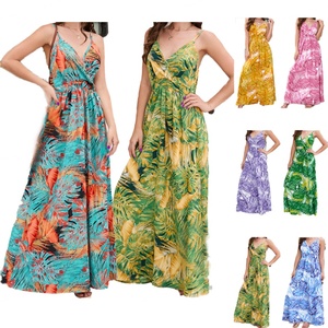 Nuevo Vestido Largo Maxi con Tirantes Finos para Mujer, Diseño Personalizado, Cuello en V - Product Image 1