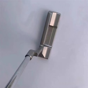 Putter da Golf 2.0 argentato di alta qualità con impugnatura ergonomica per un'accurata messa - Product Image 6