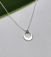 Collier avec pendentif rond, collier avec pendentif en acier inoxydable, bijoux plaqués or 18 carats, bijoux délicats en acier inoxydable, cadeau pour femmes