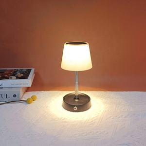 Ayudante de estudio en casa y oficina: Batería multifuncional con puerto USB para lámpara de escritorio LED flexible - Product Image 5