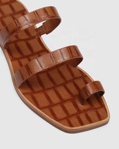 Sandalias Planas de <span class=keywords><strong>Mujer</strong></span> con Punta Cuadrada y Cuero con Estampado de Cocodrilo, Sandalias Modernas de Verano - Product Image 3