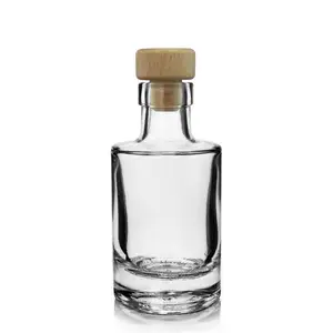 Square Juice Bottles with Metal Lid Small Wine 100ml Glass Bottle Spirits