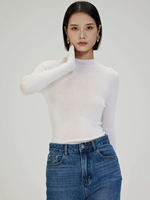Pull en maille fine gris pour femme, coupe ajustée, en laine mérinos recyclée et cachemire fin, col rond, avec logo personnalisé, vente en gros