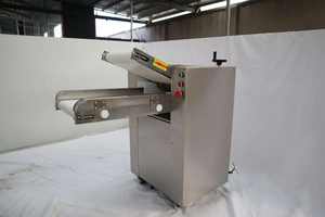 Máquina eléctrica automática <span class=keywords><strong>para</strong></span> amasar masa de <span class=keywords><strong>harina</strong></span> y prensa de fideos, máquina <span class=keywords><strong>para</strong></span> <span class=keywords><strong>pizza</strong></span>, nueva condición, la mejor <span class=keywords><strong>lista</strong></span> de precios - Product Image 2