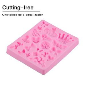 Cartoon Crown and Bow Tie <b>Silicone</b> Fondant Jelly Candy Chocolate Cake Decoration <b>Baking</b> Tool Mold - Product Image 3