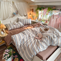 Parure de lit double rayée douce en gaze de polyester respirante style Cottagecore pour chambre à coucher et chambre d'amis (normes européennes)