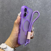 Coque de téléphone translucide en PC et TPU avec dragonne, étui de protection magnétique givré en PC pour iPhone 17 Pro Max