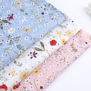 <span class=keywords><strong>Tela</strong></span> de Encaje de Algodón con Bordado de Flores Grandes Personalizado de la <span class=keywords><strong>Mejor</strong></span> Calidad <span class=keywords><strong>para</strong></span> Ropa - Product Image 1