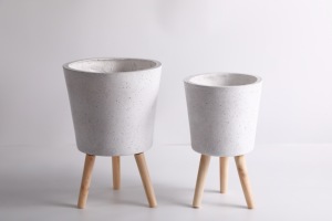 Maceta de Hormigón con Patrón de Mármol Minimalista y Patas de Madera, Macetero para Plantas de Interior, Decoración del Hogar - Product Image 3
