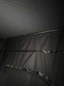 Prix usine Hard Shell Tente de toit en aluminium étanche Tente de toit 3-4 personnes <span class=keywords><strong>Camping</strong></span> en plein air - Product Image 3