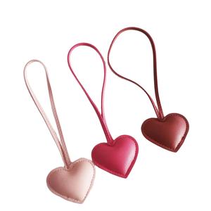 Изысканная многоцветная Подвеска из искусственной кожи в форме сердца, легкая креативная милая сумка, аксессуары с цепочкой для ключей - Product Image 1