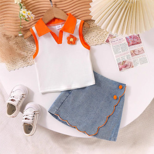 Vêtements décontractés pour filles de 3 à 7 ans, ensemble de 2 pièces, haut sans manches à fleurs orange avec col rabattu et short en jean, ensemble en jean pour fille - Product Image 5