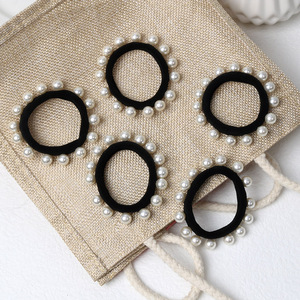 Kích Thước Lớn Màu Đen Liền Mạch Tóc Ban Nhạc Cao Su Với Ngọc Trai Cho Phụ Nữ Chất Lượng Cao Tóc Đàn Hồi Quan hệ Cô Gái Tóc Sợi Dây Thừng Hairbands Bán Buôn - Product Image 5