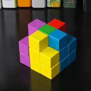 Đầy màu sắc bằng gỗ Cube cho hội đồng quản trị trò chơi tùy chỉnh gỗ Cube sản xuất