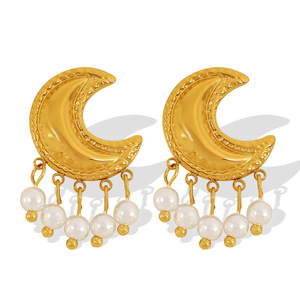 ต่างหูมุกเทียมทรงหยดน้ำประดับพู่รูปพระจันทร์ สีทอง สำหรับผู้หญิง เครื่องประดับสำหรับงานปาร์ตี้ รุ่น EH750 - Product Image 5