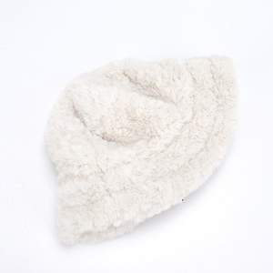 Chapeau Bob Hiver Chaud et Doux pour Femme, Nouvelle Arrivée, Blanc, Personnalisable, Vente en Gros Fabricant - Product Image 2