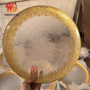 จานรองแก้วลายทองคำทรงกลมขนาด 13 นิ้ว จาก SMOOTH Wholesale งานเพ้นท์มือ สไตล์โมเดิร์นหรูหรา สำหรับงานแต่งงานและงานเลี้ยงอาหารค่ำ - Product Image 5