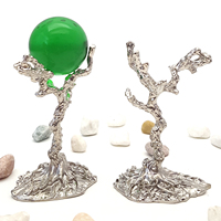 Base de boule de cristal de branches mortes personnalisées ornements de bureau conception gratuite artisanat en métal décoration de la maison articles cadeaux souvenirs